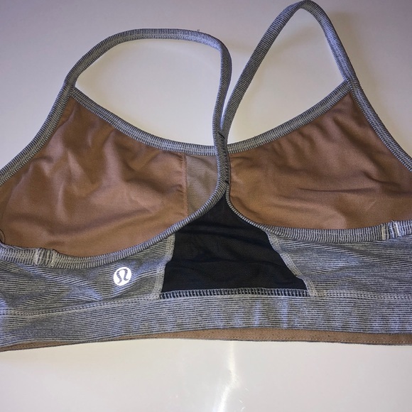 Lulu lemon sports bra - Picture 2 of 2